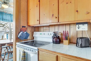 Cottage (2 Bedrooms) | Interior - Waterfront Family Cottage on Lake Champlain (Swanton)