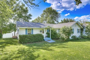 Cottage (2 Bedrooms) | Front of property - Lake Champlain Cottage w/ Deck & Sunset Views! (Swanton)