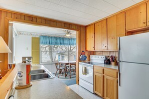 Cottage (2 Bedrooms) | Interior - Lake Champlain Cottage w/ Deck & Sunset Views! (Swanton)