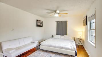 Rumah (2 Bedrooms) | Interior