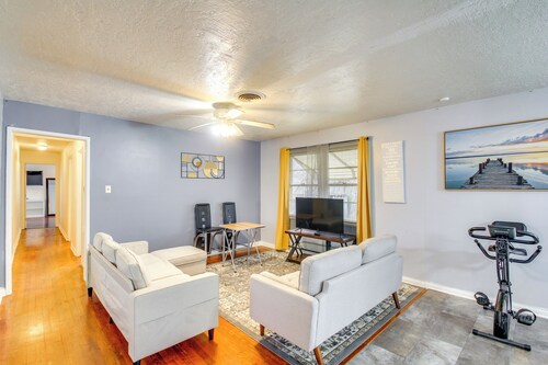 Charming Lawton Escape w/ Patio + Grills!