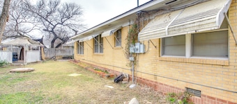 Charming Lawton Escape w/ Patio + Grills!