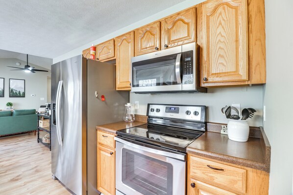 Interior - Mcgaheysville Vacation Rental, 1 Mi to Skiing! (McGaheysville)