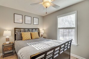 House (3 Bedrooms) | Interior