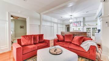 Cottage (3 Bedrooms) | Interior