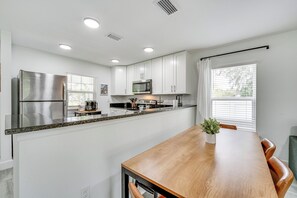 Interior - Modern Florida Bungalow: 3 Miles to Winter Garden! (Winter Garden)