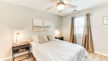 2 bedrooms, bed sheets