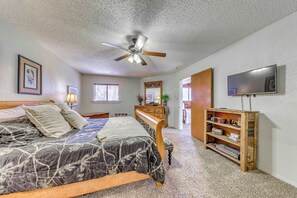 House (6 Bedrooms) | Interior - Furnished Deck + Game Room: Ruidoso Home! (Ruidoso)