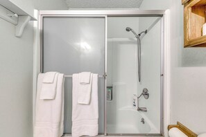 Interior - Furnished Deck + Game Room: Ruidoso Home! (Ruidoso)