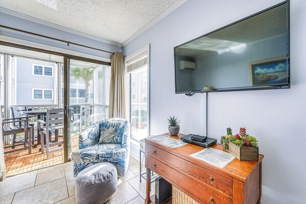 Apartment (2 Bedrooms) | Interior - Oceanfront North Myrtle Beach Condo Rental w/ Pool (North Myrtle Beach)