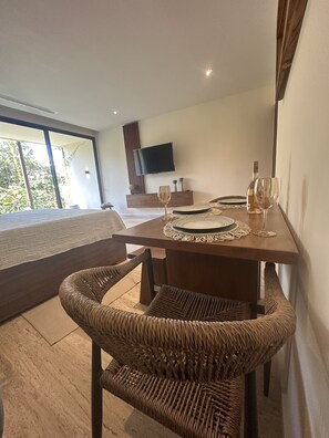 1 bedroom, iron/ironing board, WiFi, bed sheets - Gorgeous apartment in Mistiq Temple, Gym, 6 pools, wifi, shuttle to the beach (Tulum)