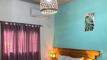 Classic Double Room | Iron/ironing board, free WiFi