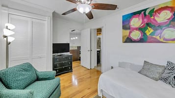 2 soverom, strykejern/-brett, wi-fi og sengetøy