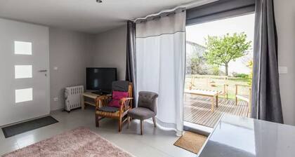 Studio confortable et calme à 25 minutes du centre de Paris