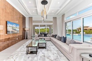 Smart TV, fireplace, video games