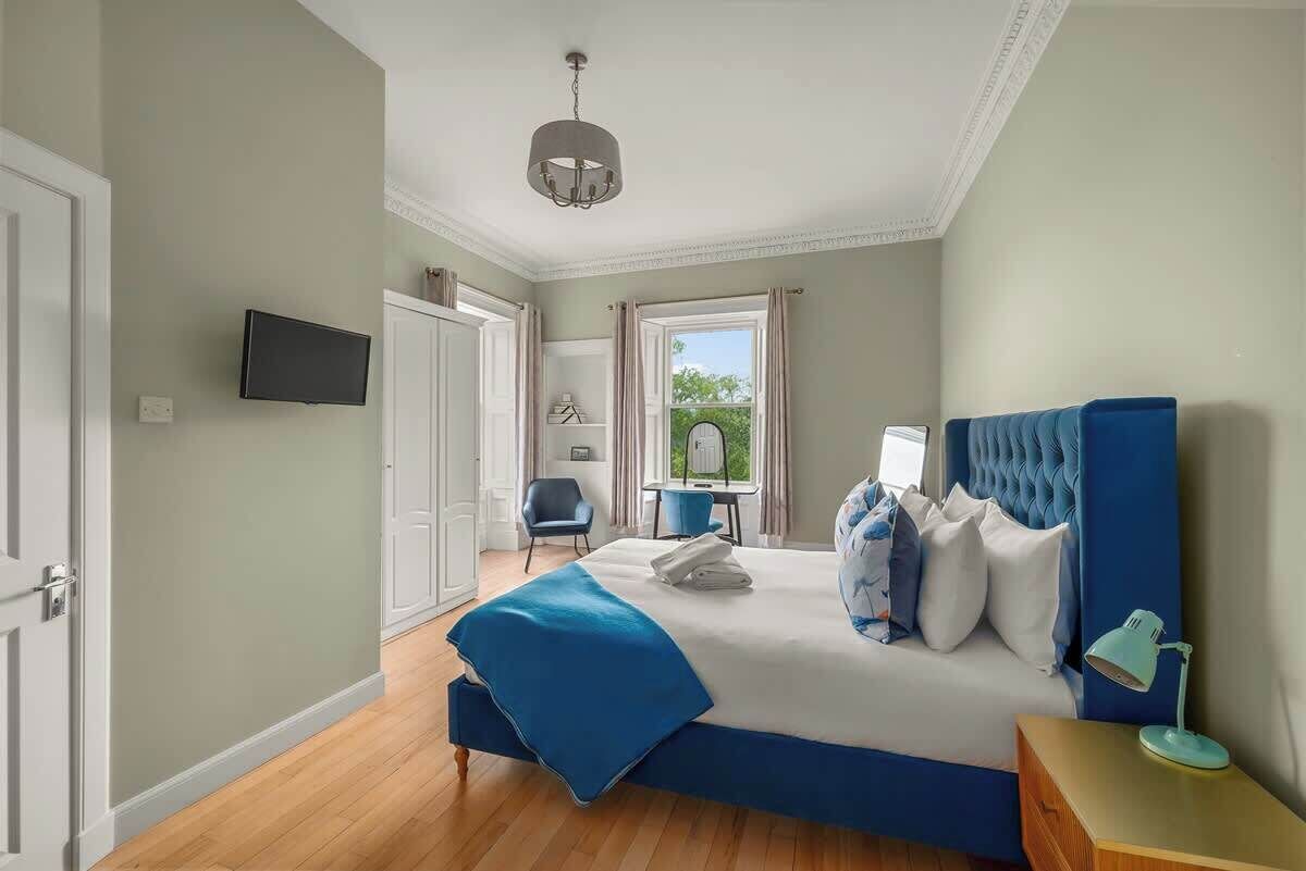 6 間睡房、熨斗/熨衫板、可攜式嬰兒床、免費 Wi-Fi