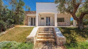 Facciata della struttura