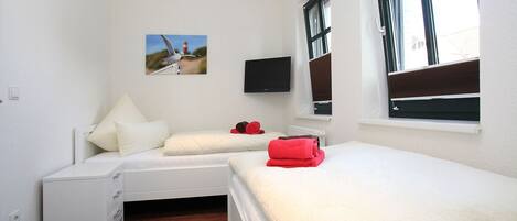 2 Schlafzimmer, Bügeleisen/Bügelbrett, Reisekinderbett, kostenloses WLAN