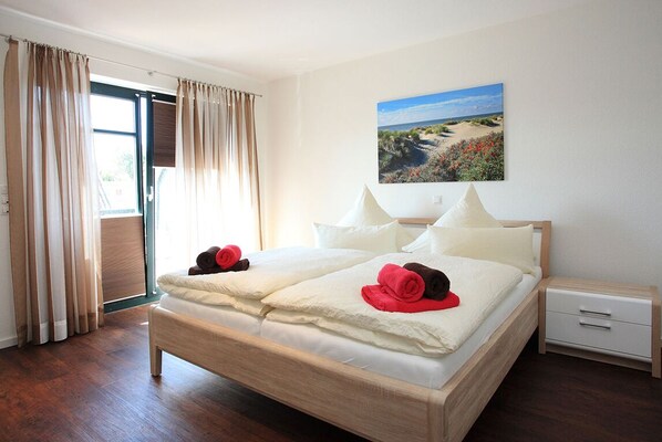 3 bedrooms, iron/ironing board, travel crib, free WiFi - Villa am Marienhof - Seewind (Borkum)