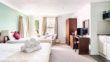 1 bedroom, iron/ironing board, free WiFi, bed sheets