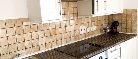 Apartment | Private kitchen | Fridge, microwave, oven, stovetop