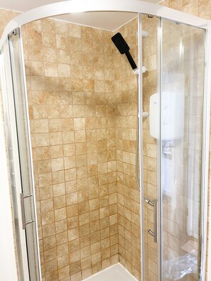 Bathroom - London Stylish 1 Bedroom Apartment (London)