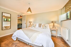 6 bedrooms, iron/ironing board, travel crib, WiFi