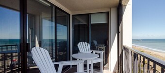 Fantastic upgraded Station One condo