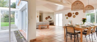 House for 14 - 150 m from La Clère beach