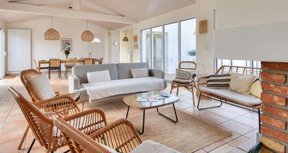 Maison pour 14 - 150 m de la plage de la ClĂšre