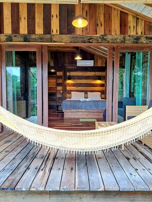 2 bedrooms, desk, free WiFi, bed sheets