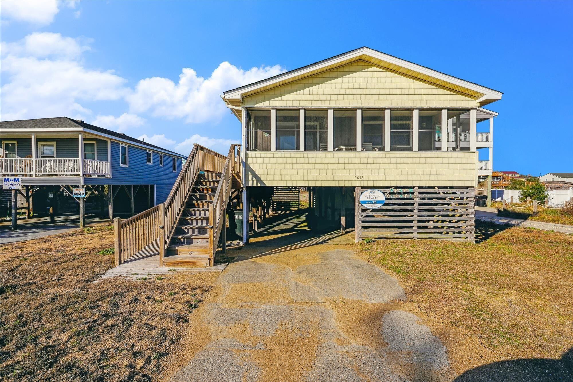 Beach Fin-Atic -- Semi Oceanfront Pet Friendly Home in Kitty Hawk