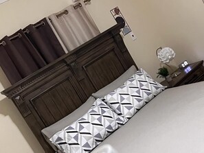 2 bedrooms, iron/ironing board, WiFi, bed sheets