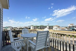 Outdoor dining - K1412 Tapped Out; Special Price! Pool, Dogs OK, Flex Stays, Arcade Game, Ocean View (Kill Devil Hills)