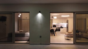 3 habitaciones, tabla de planchar con plancha, wifi y ropa de cama 