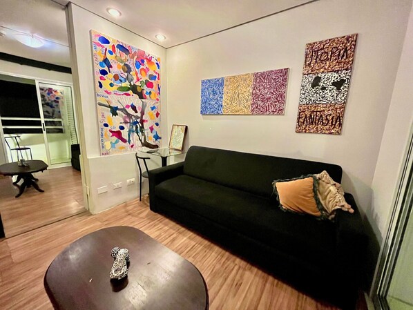 Apartment | Living area | TV