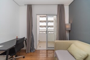 Suite | Living area | TV