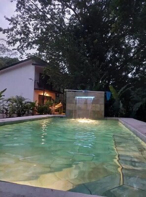 Piscine extérieure