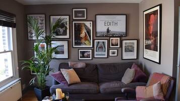 Basic Apartment | Interior