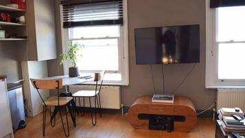 Basic Apartment | Interior