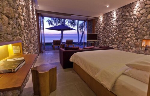 Beach Front Private Pool Villa