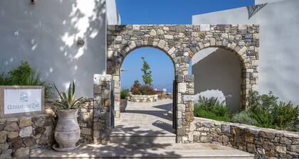 Lavender- AnamneZia Luxury Suites