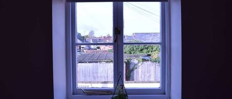 Basic Cottage | Bahagian dalam