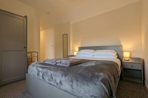 Småhus – basic | 1 soverom, strykejern/-brett og sengetøy