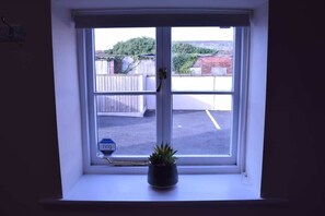 Basic Cottage | Interior - 1 Bed Adore Cottage - Bwthyn Bach Addawol (Holywell)