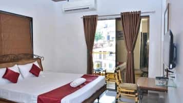 8 chambres, Wi-Fi, draps fournis