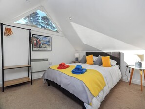 1 bedroom, free WiFi, bed sheets