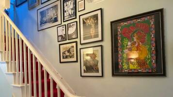 Basic House | Interior