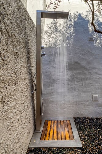Quintal da Oliveira, charming traditional cottage in Carvoeiro close to the centre