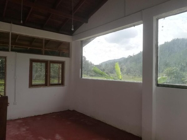 Interior - Sunil's Homestay Sinharaja - Comfort Quadruple Room (Weddagala)